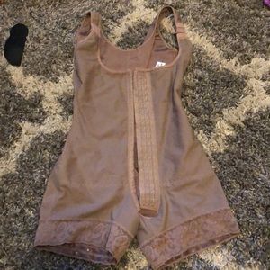 Ann slim compression garment